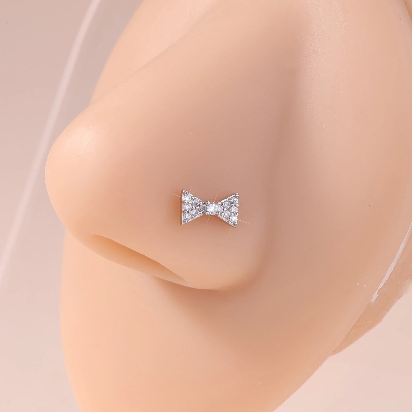 1Pcs Nose Stud Rings L Screw Shaped Nose Ring Star Butterfly SnowflakeCZ Nose Rings Stud Body Piercing Jewelry for Women Men