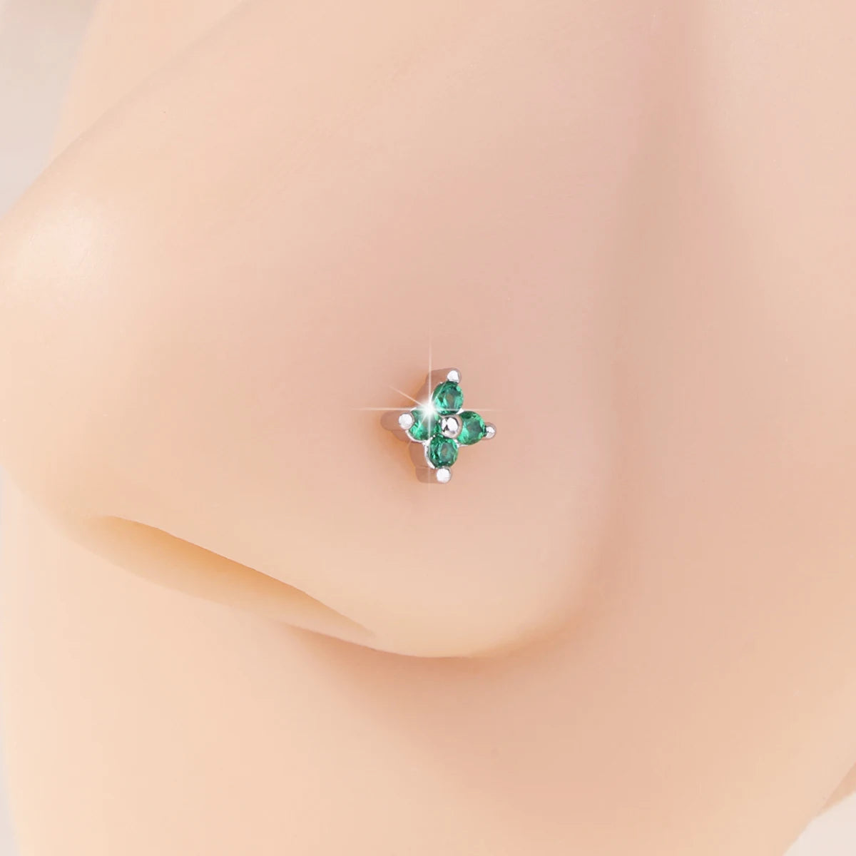1Pcs Nose Stud Rings L Screw Shaped Nose Ring Star Butterfly SnowflakeCZ Nose Rings Stud Body Piercing Jewelry for Women Men